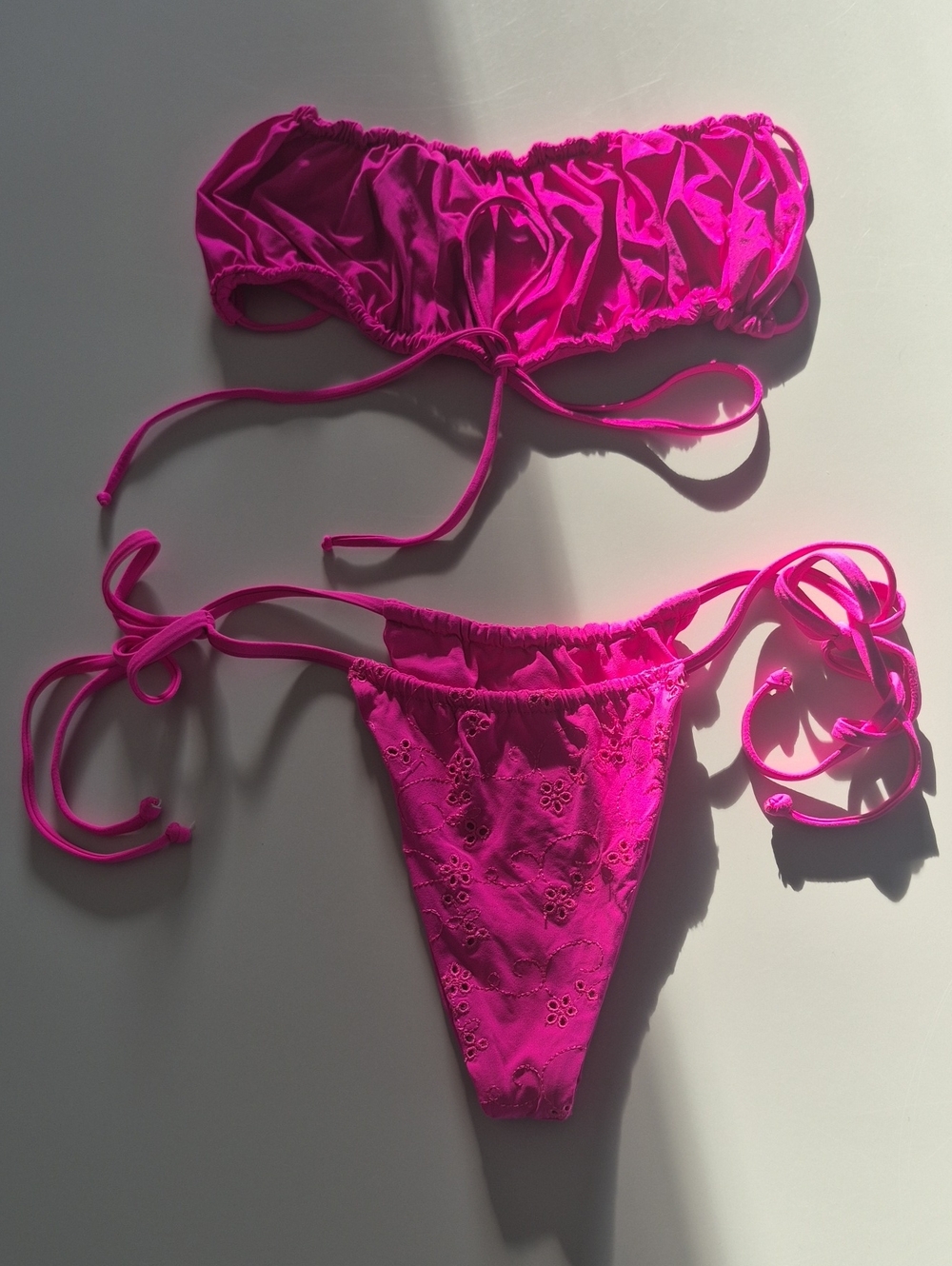 Frankies Bikinis Hot Pink Skimpy String Bikini Set, L